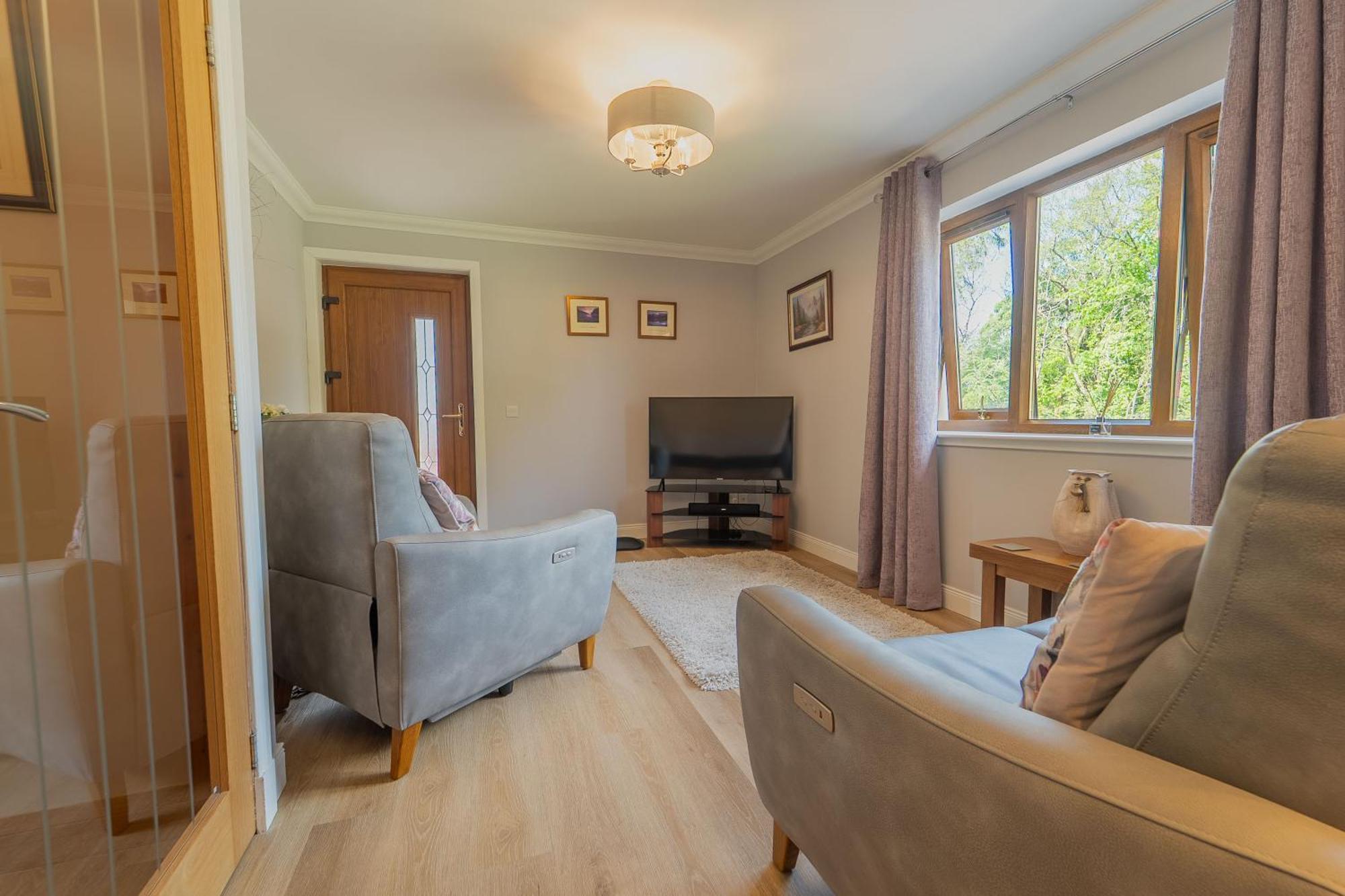 Self Cateringone Bedroom Apartment Fort William Exterior photo
